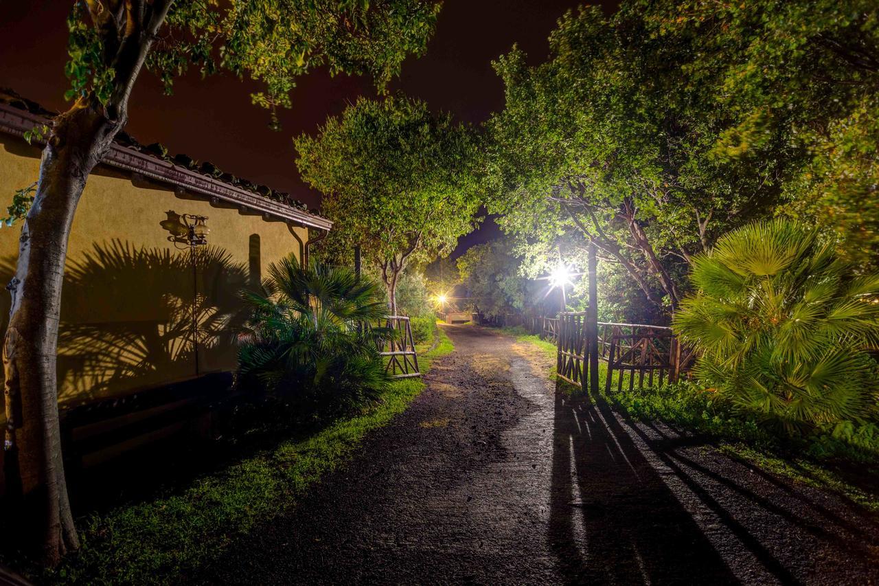 Agriturismo Borgo San Nicolao Randazzo Buitenkant foto